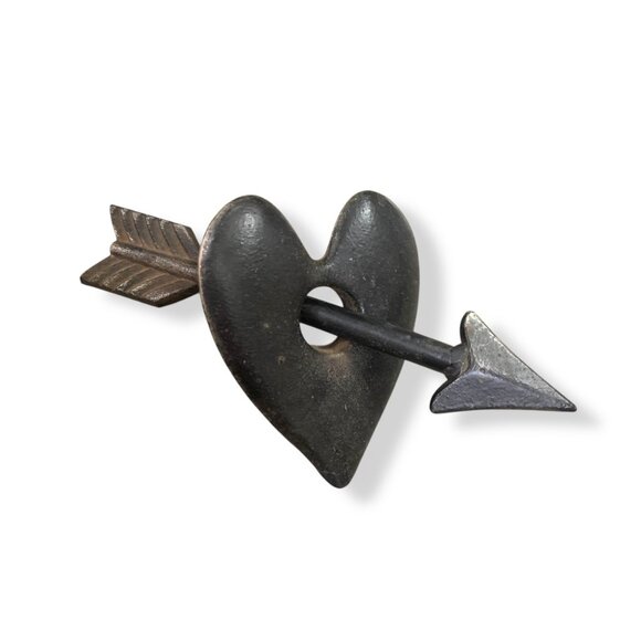 Cast Iron Heart Arrow Paperweight Figurine Heavy Home Decor 10